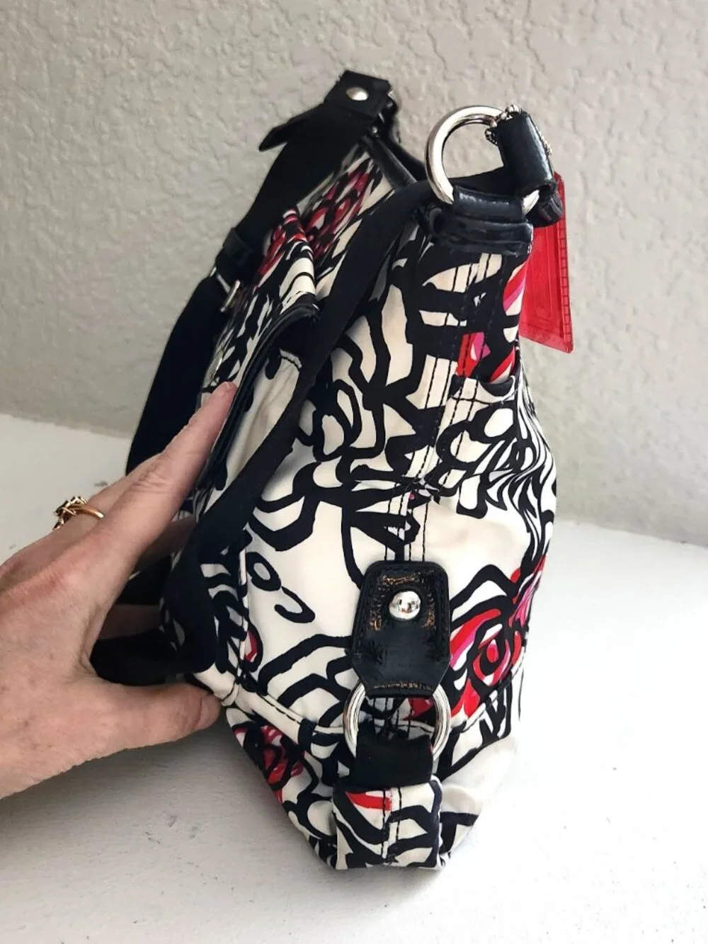 Euc Coach Poppy Graffitti Floral Shoulder Bag Purse